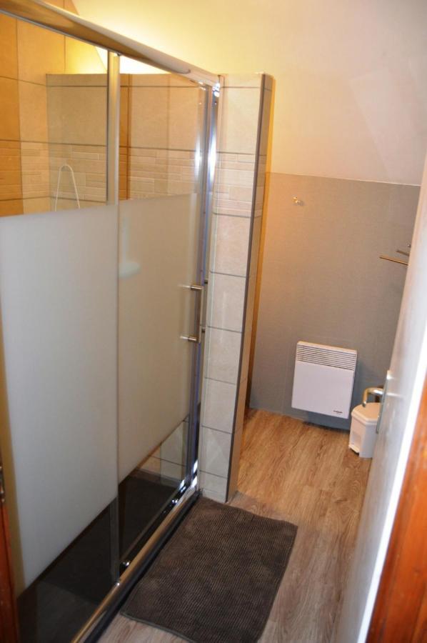 Gite La Rocherie Hambers Exterior foto